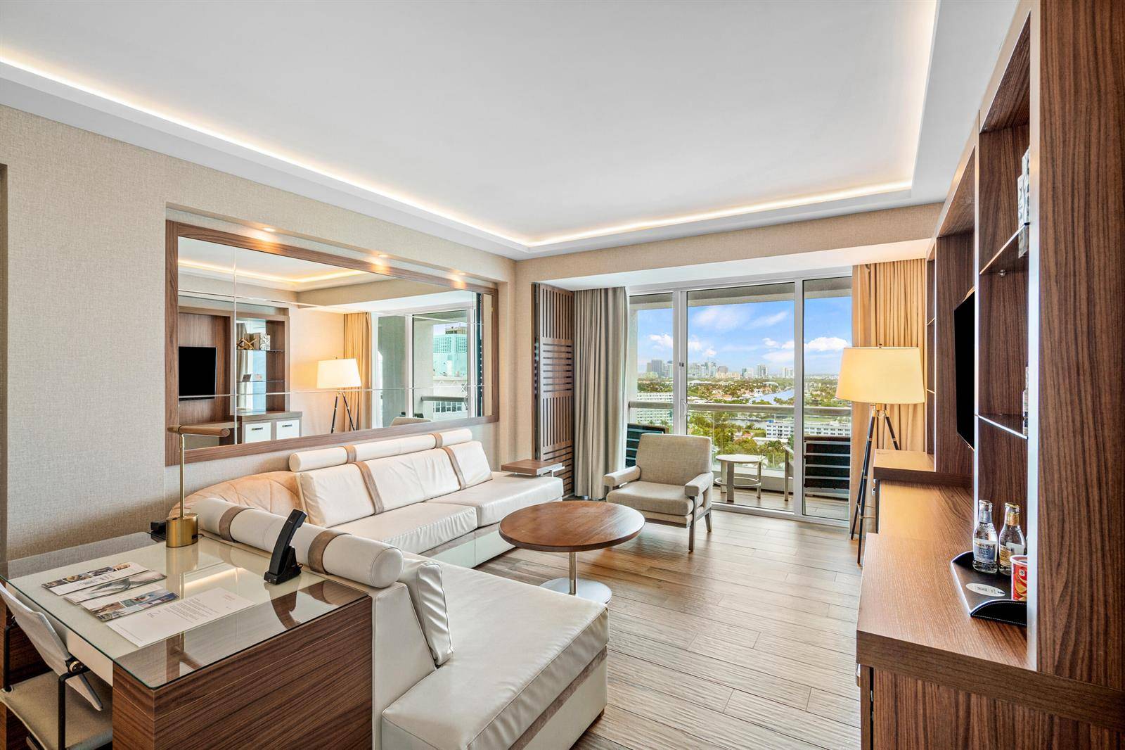 551 N Fort Lauderdale BeachFort Lauderdale - 551 FLB CONDOMINIUM HOTEL,The Ocean Resort condo unit H1603 - picture