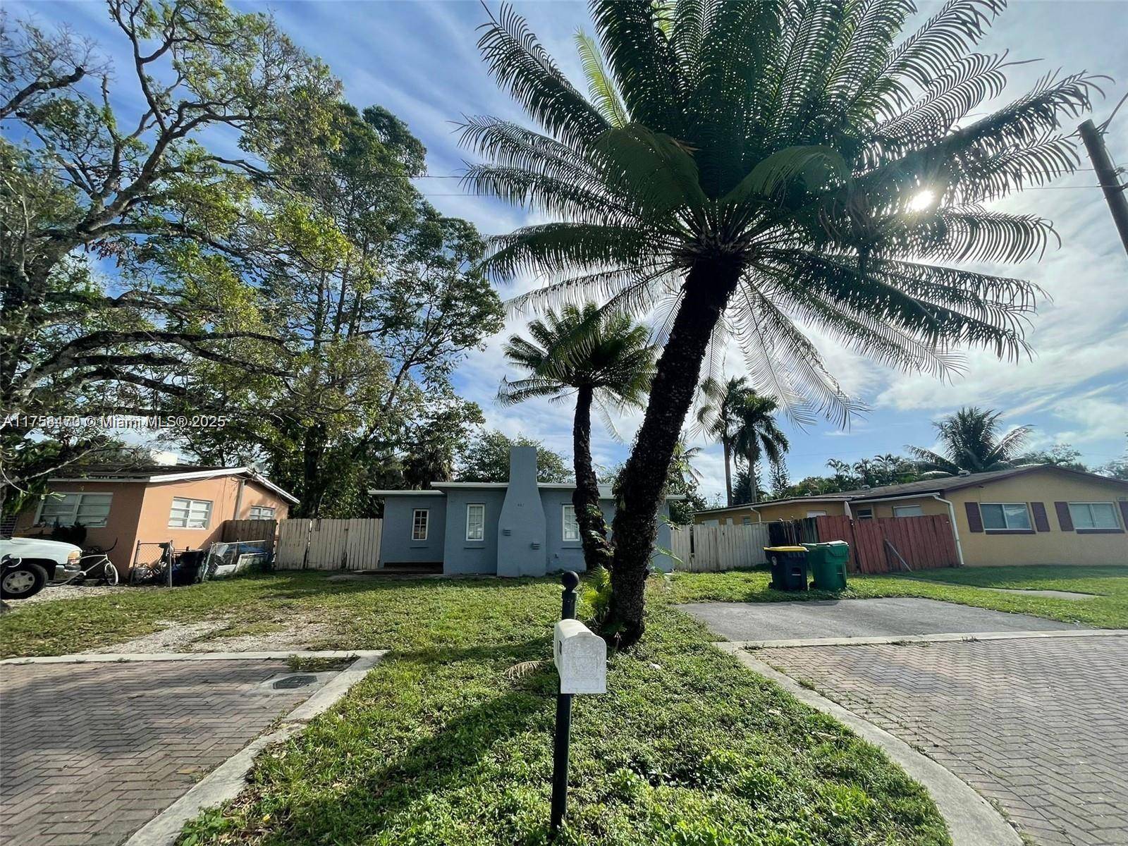 4896 SW 28th TerDania Beach - picture