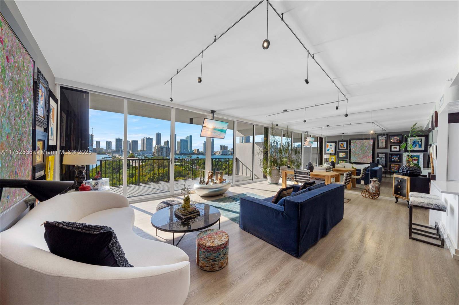 1000 Venetian WayMiami - Condo 5+ Stories,Condo condo unit 810 - picture