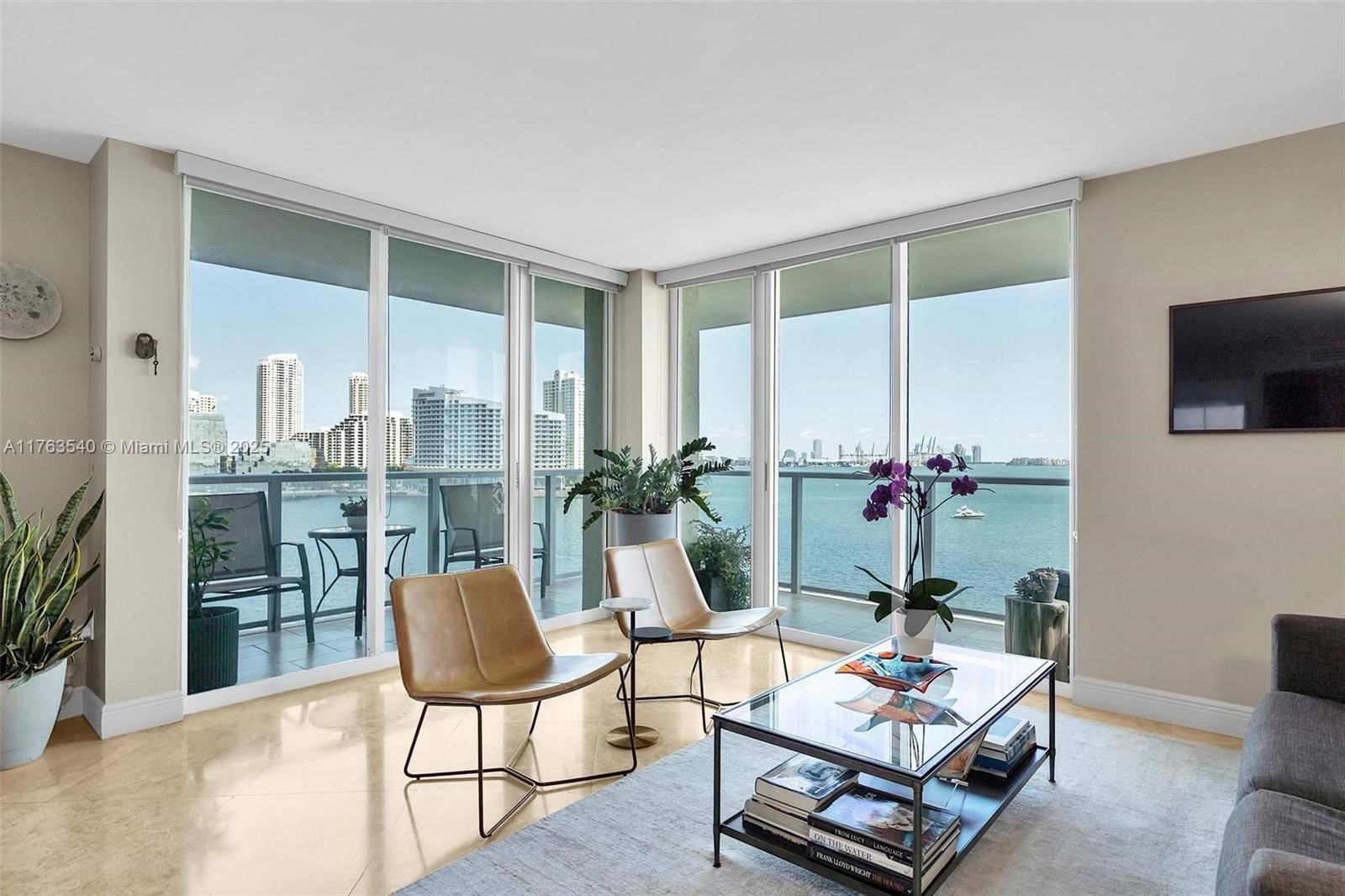 1155 Brickell Bay DrMiami - Condo 5+ Stories,Condo condo unit 710 - picture