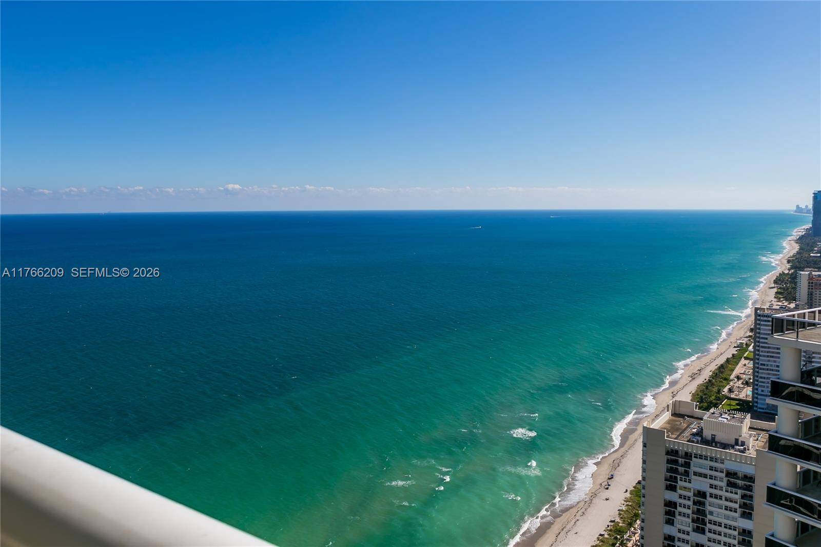 1830 S OCEAN DRHallandale Beach - Condo/Co-Op/Seasonal,Condo condo unit 4705 - picture