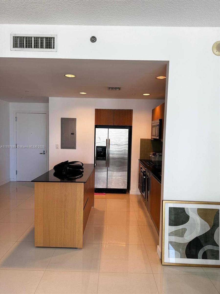 1050 Brickell AveMiami - 1060 BRICKELL CONDO condo unit 2908 - picture