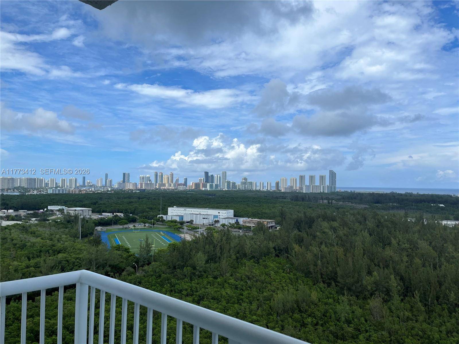 14951 Royal Oaks LnNorth Miami - Condo 5+ Stories,Condo condo unit 2206 - picture
