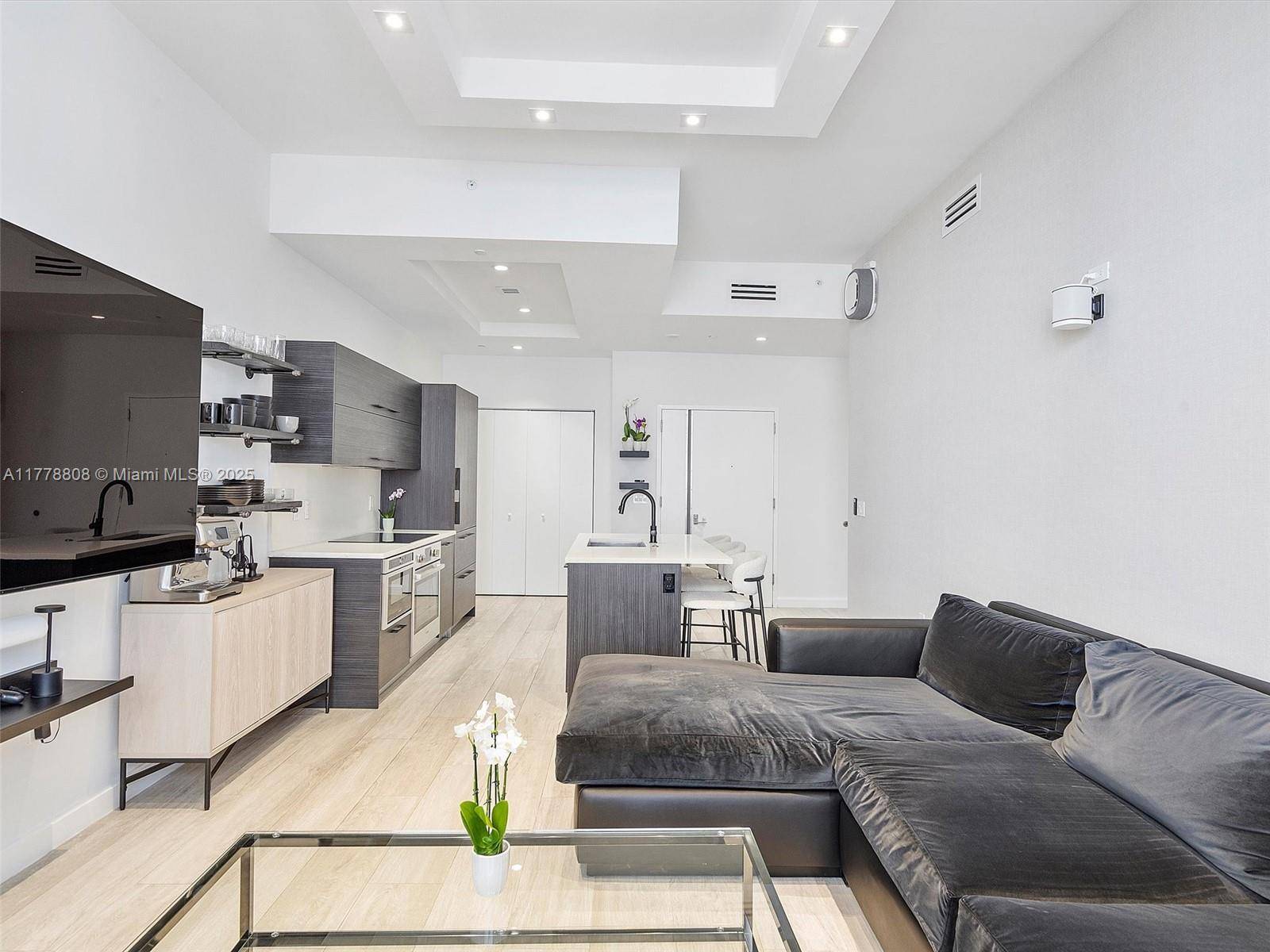 55 SW 9th StMiami - Condo 5+ Stories,Condo condo unit 4309 - picture