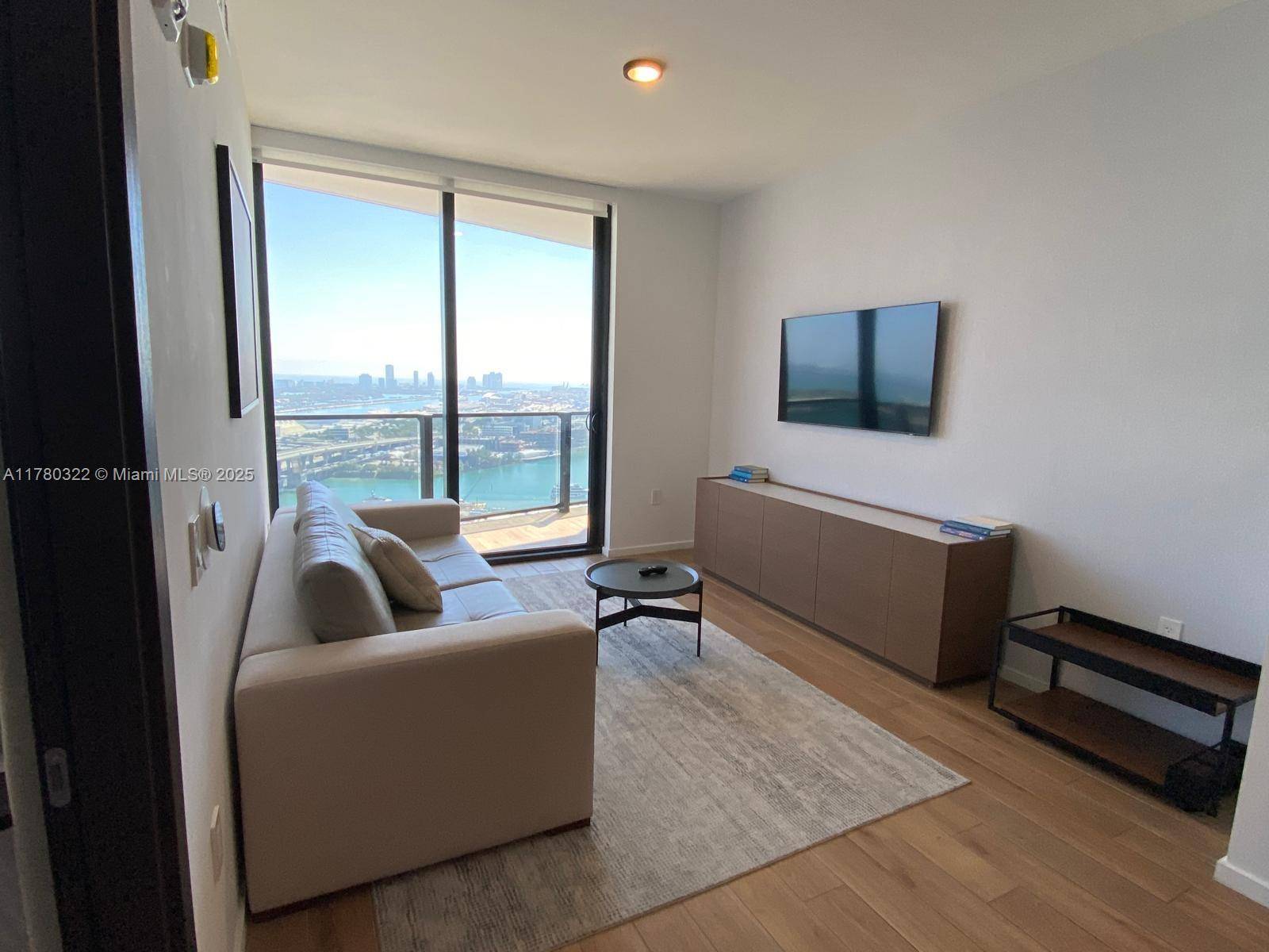 398 NE 5th StMiami - Condo 5+ Stories,Condo condo unit 2910 - picture