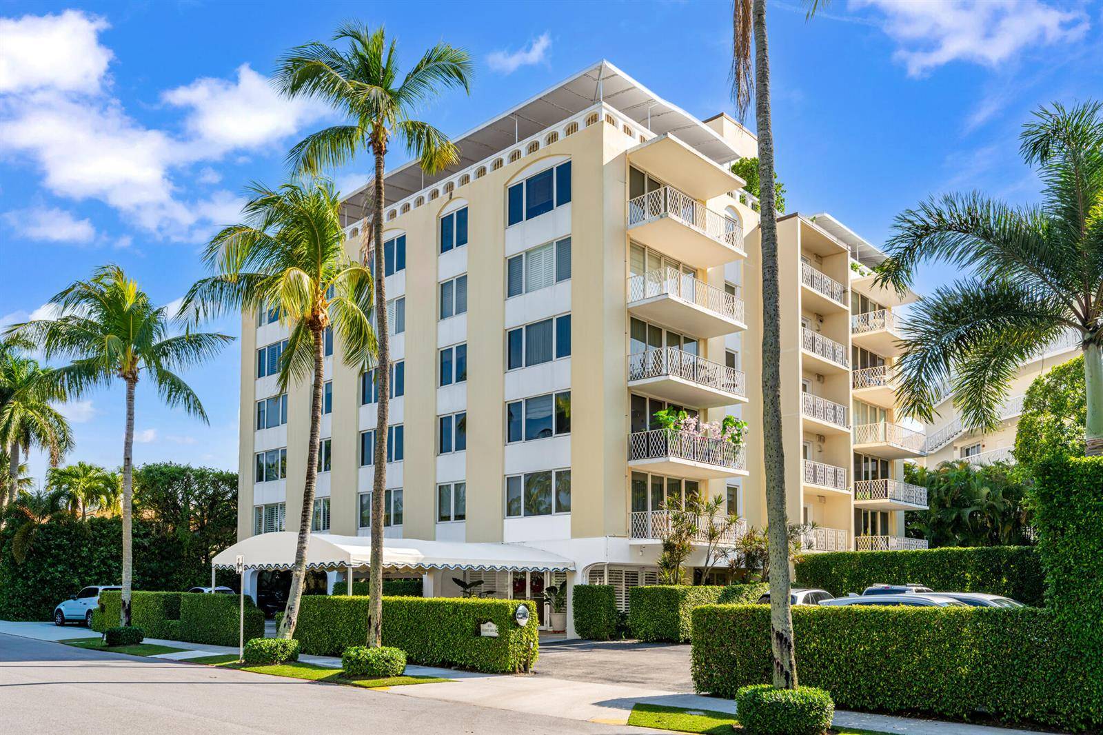 434 ChileanPalm Beach - ELIOT HOUSE CONDO condo unit 2b - picture