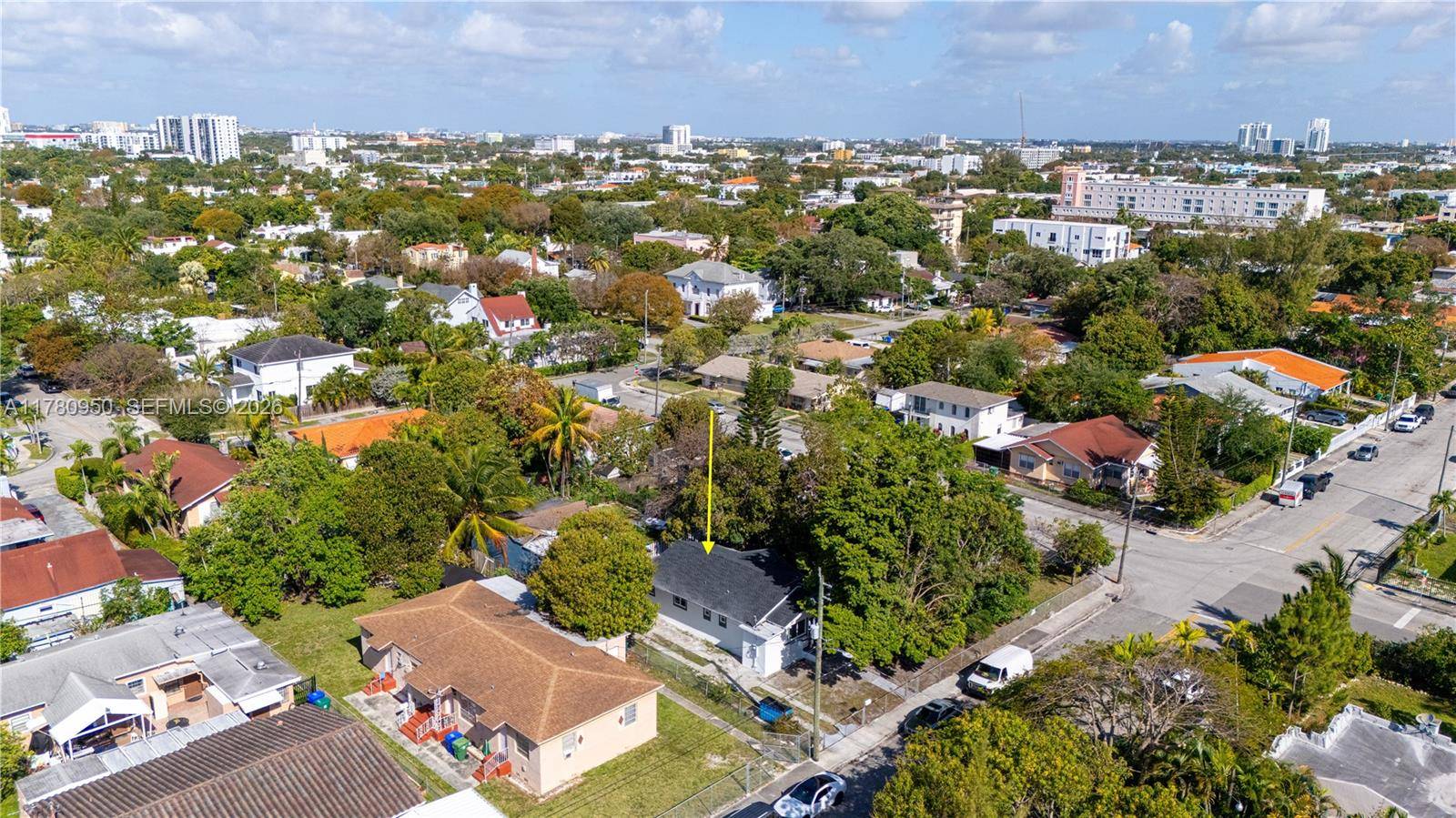 1114 SW 13th CtMiami - picture