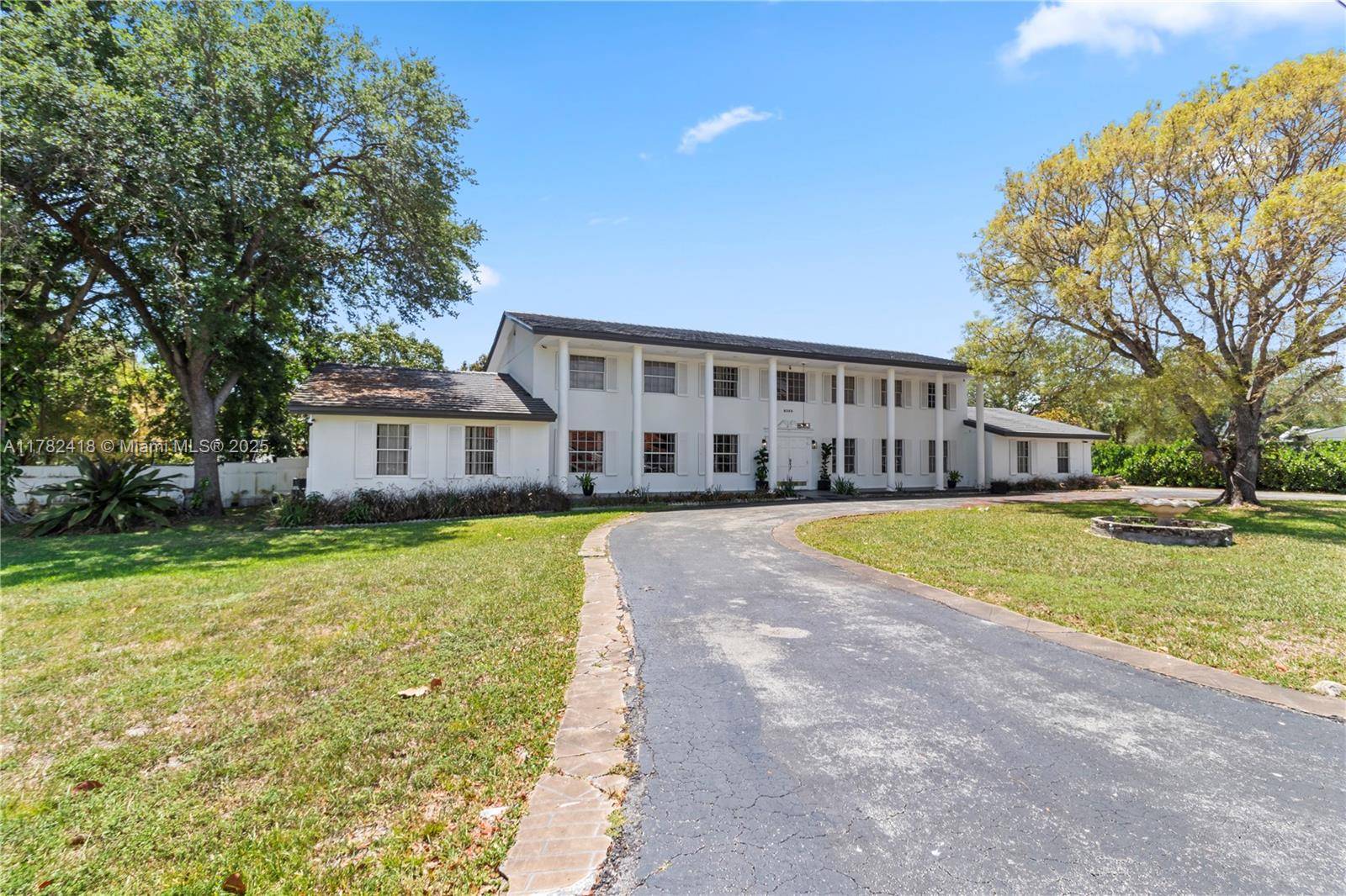 8350 SW 98 th StMiami - picture