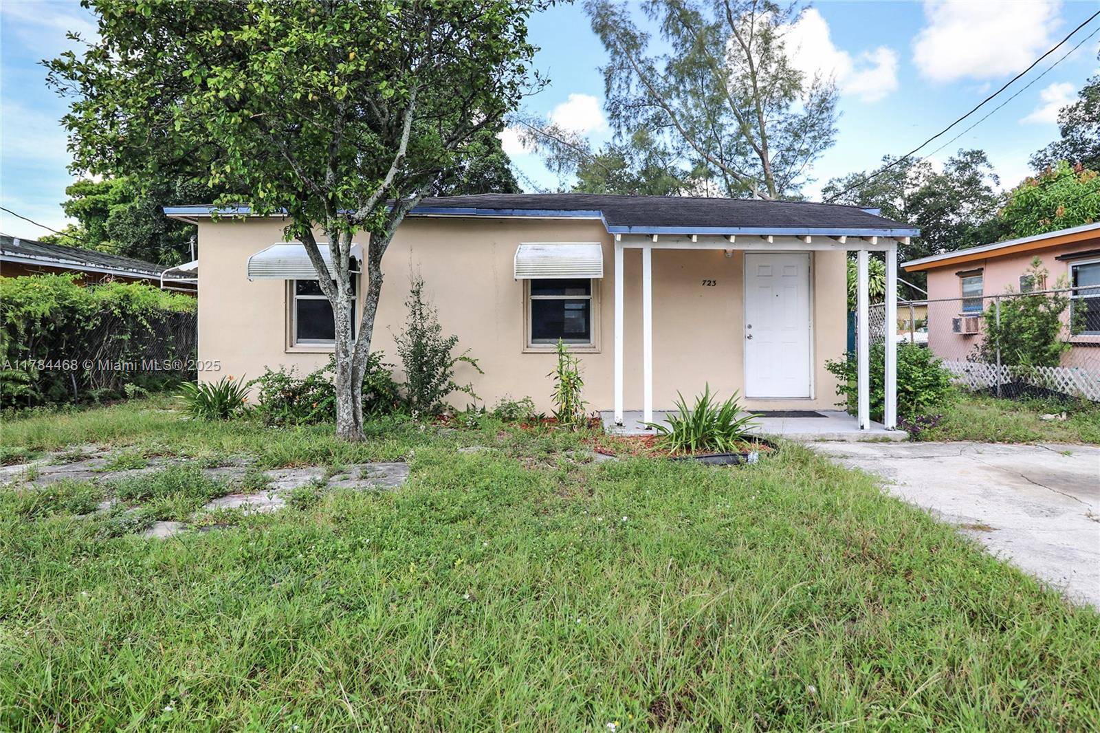 723 NW 15th WayFort Lauderdale - picture