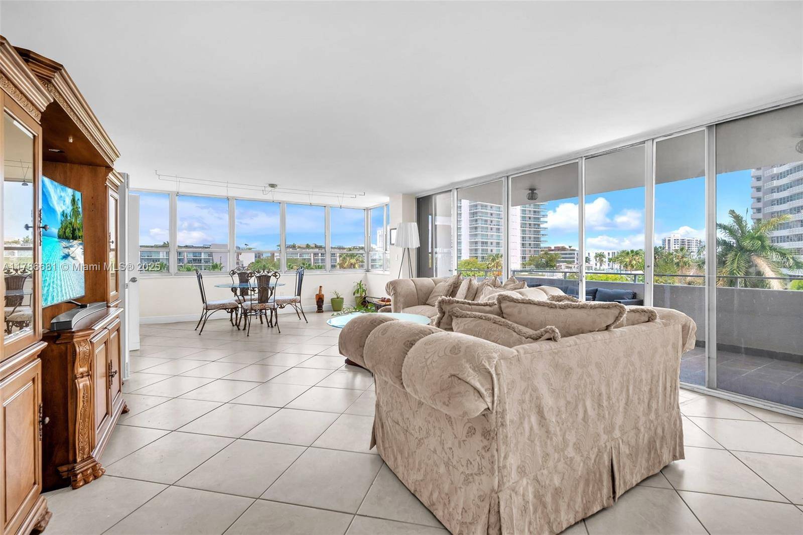 11 Island AveMiami Beach - Condo 5+ Stories,Condo condo unit 512 - picture