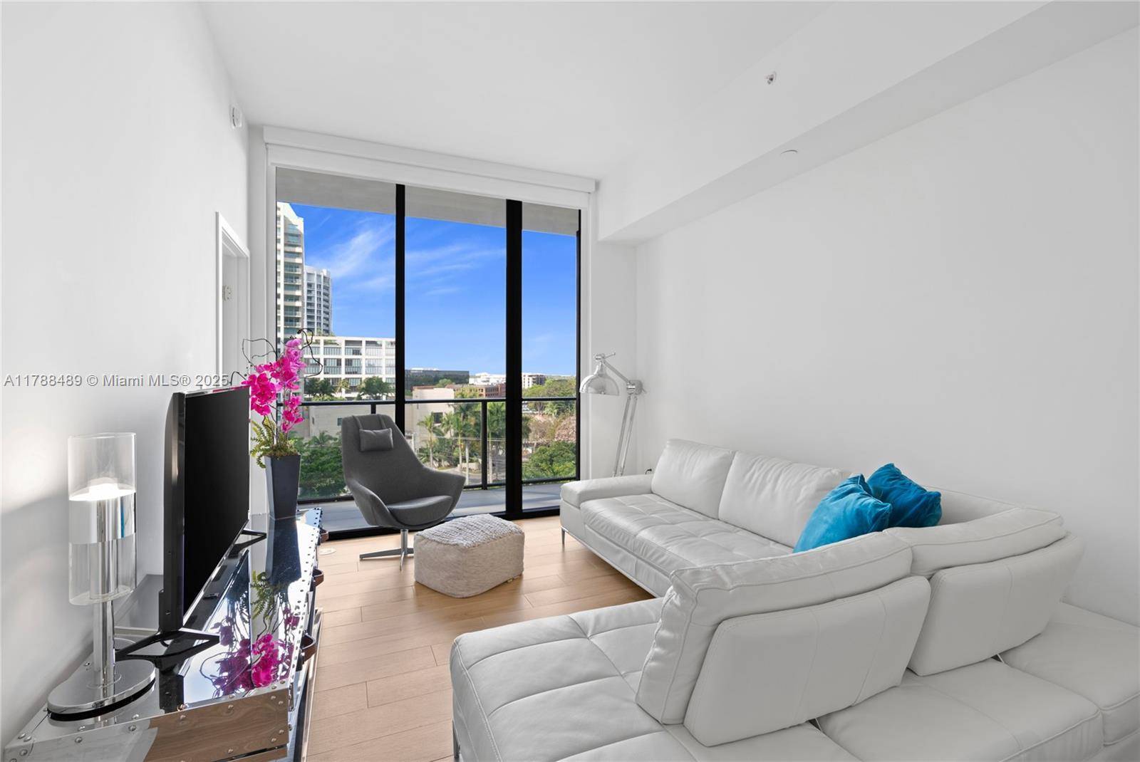 2678 Tigertail AveMiami - Condo 5+ Stories,Condo condo unit 615 - picture