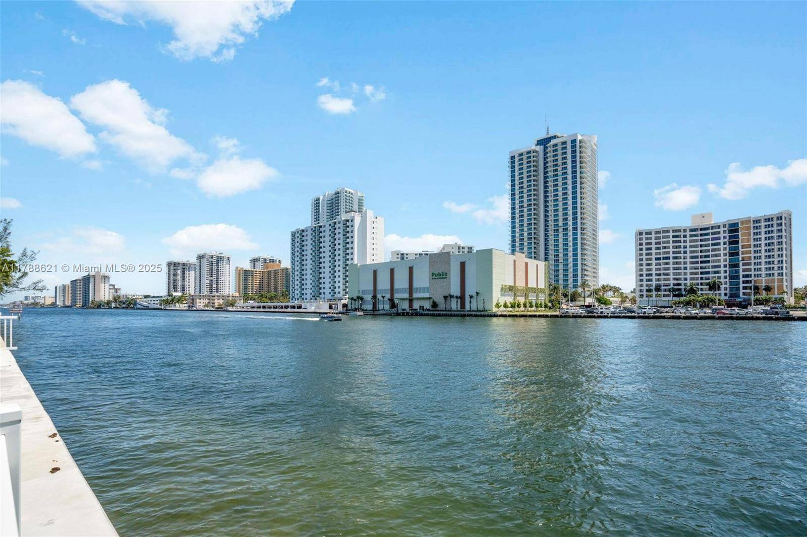 600 Parkview DrHallandale Beach - Condo 5+ Stories,Condo condo unit 422(+DEN) - picture