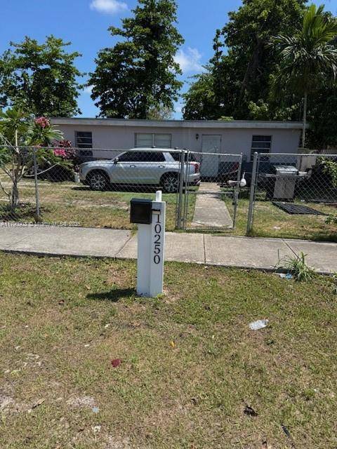 10250 SW 177th StMiami - picture