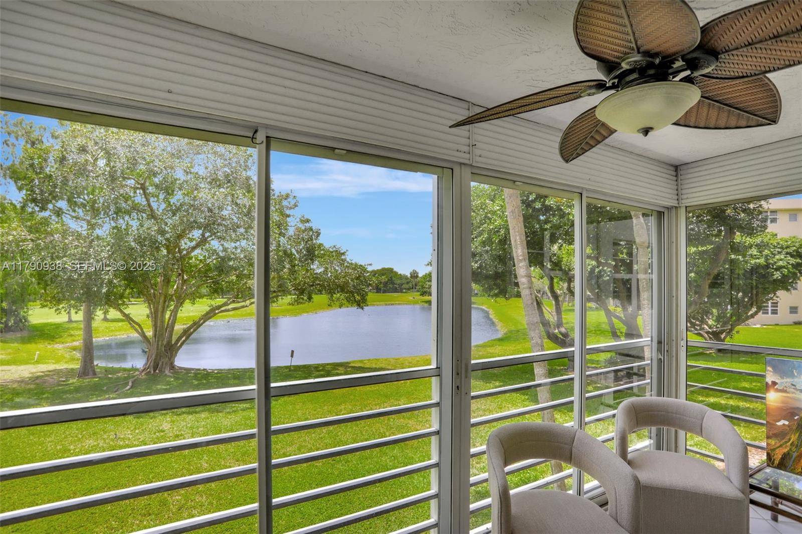 4020 W Palm Aire DrPompano Beach - NO 103 PALM-AIRE COUNTRY condo unit 204 - picture