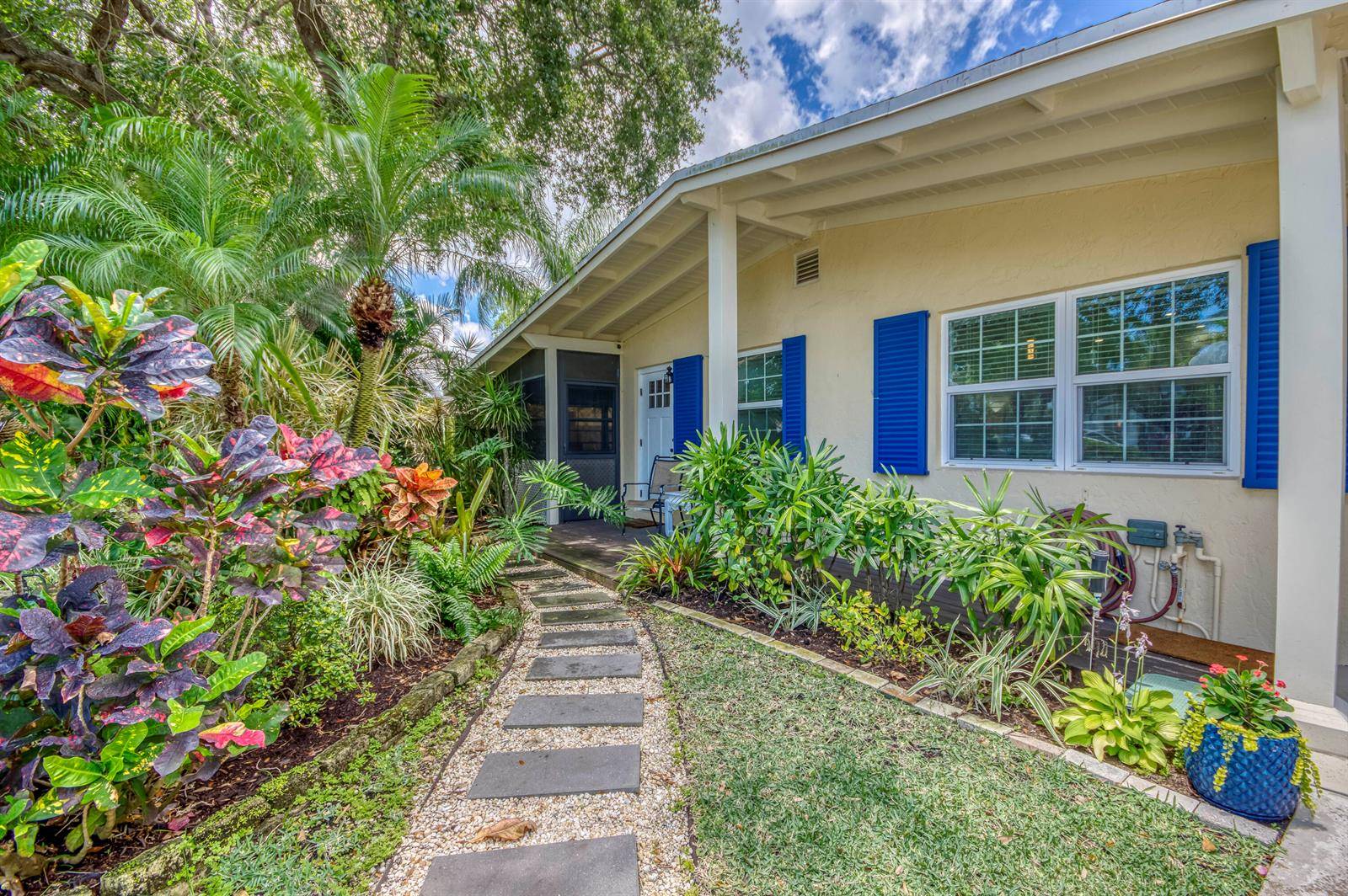 404 S CaloosahatcheeJupiter - picture
