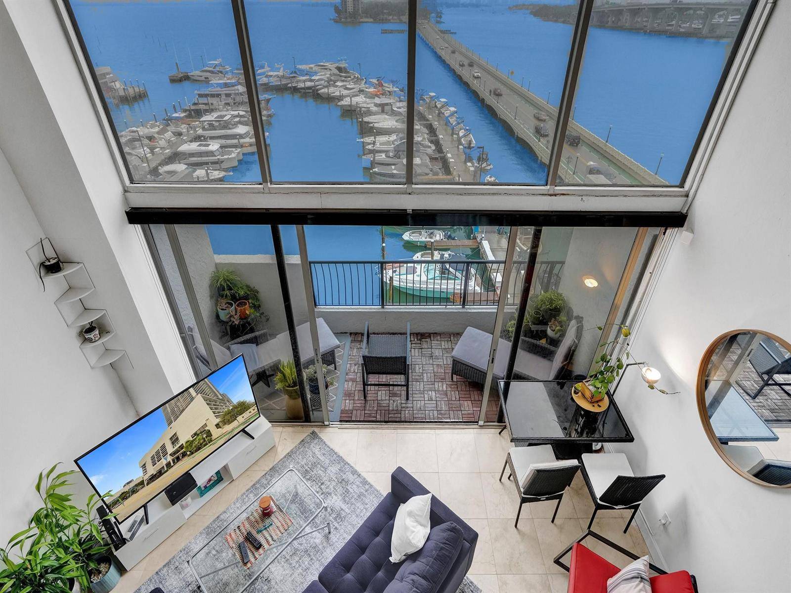 555 NE 15thMiami - Venetia Condominium condo unit T4(704) - picture