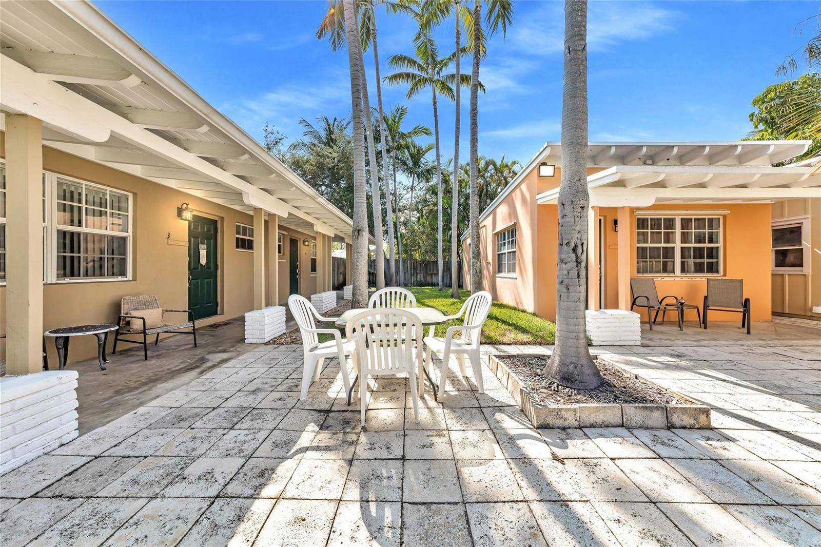 805 NE 17thFort Lauderdale - Artist Colony Condo condo unit 4 - picture