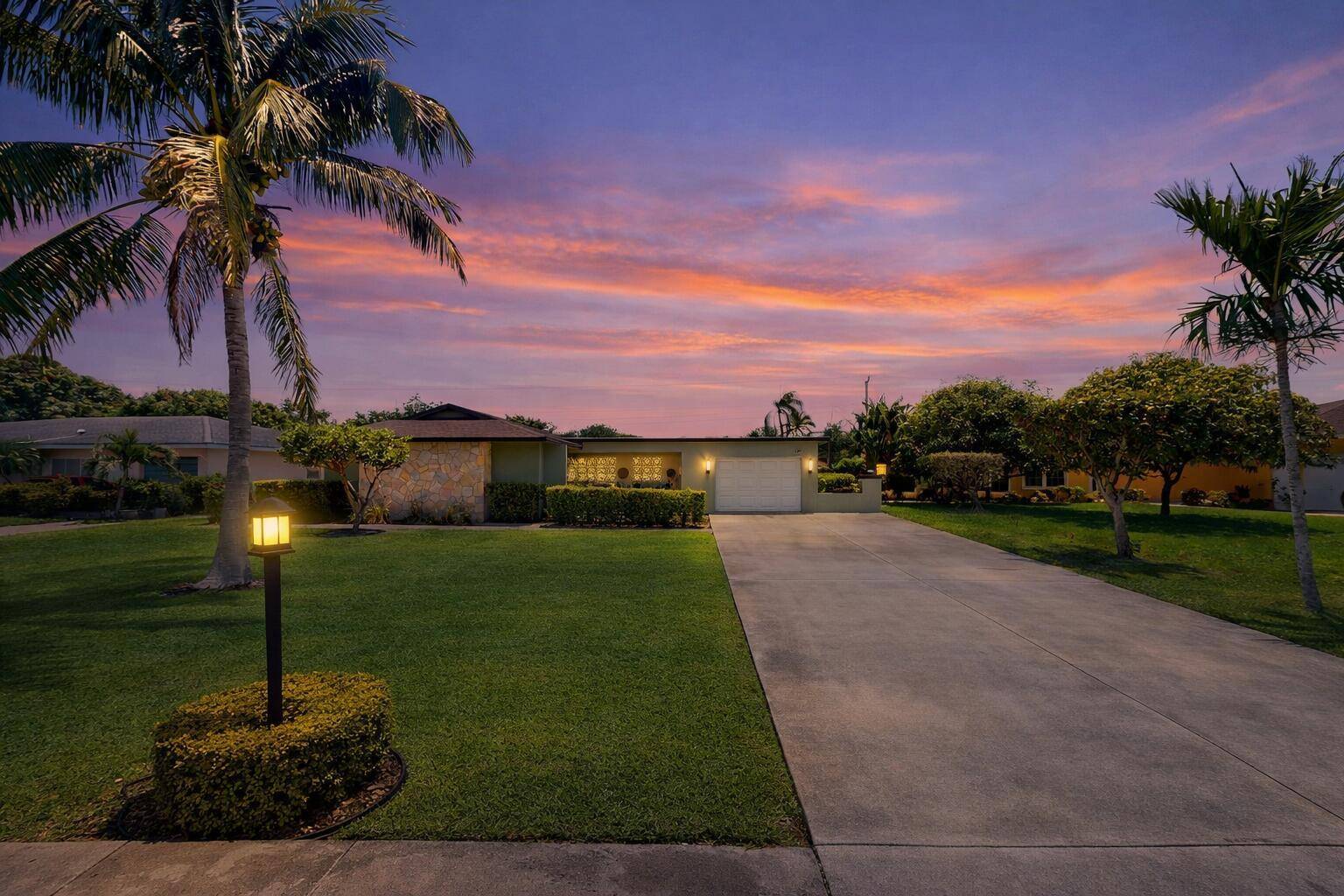 1630 40thWest Palm Beach - picture