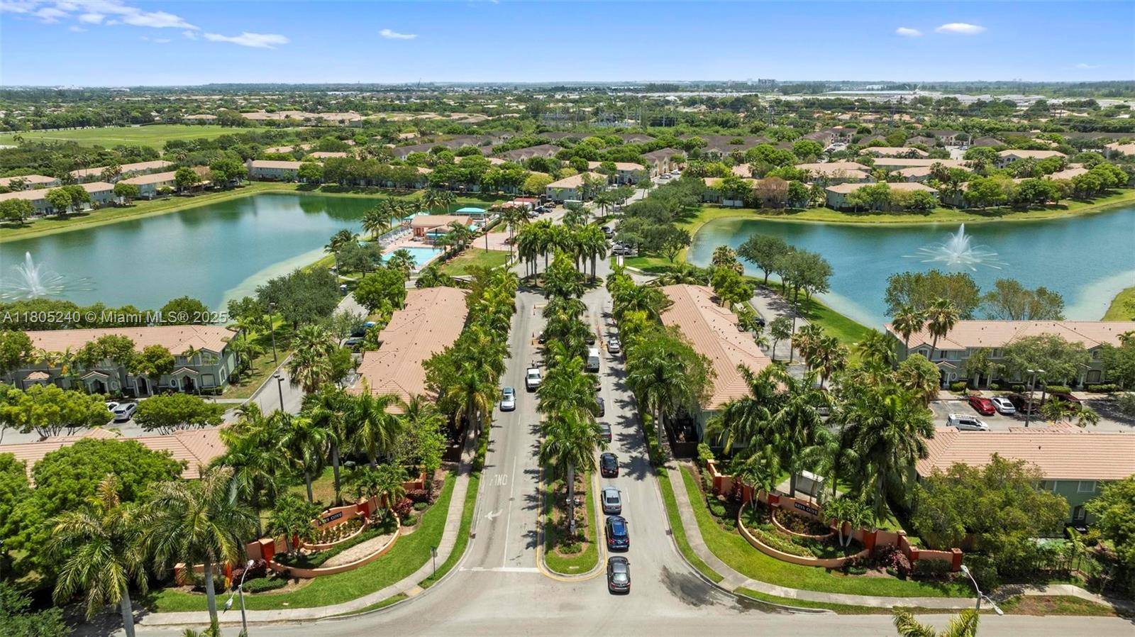 1458 SE 24th CtHomestead - SHOMA TOWNHOMES AT KEYSCO,Keys Cove condo unit 353 - picture