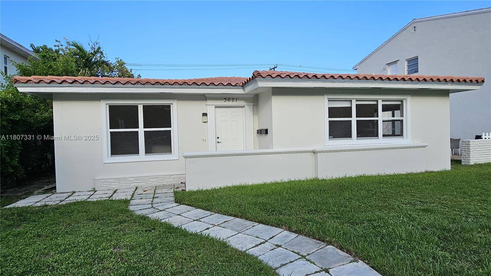 3621 Ponce De Leon BlvdCoral Gables - picture