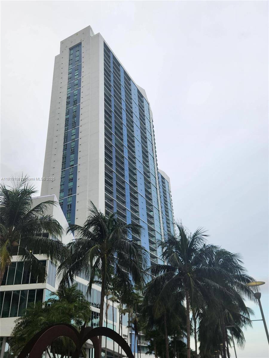 325 S Biscayne BlvdMiami - Condo 5+ Stories,Condo condo unit 1822 - picture