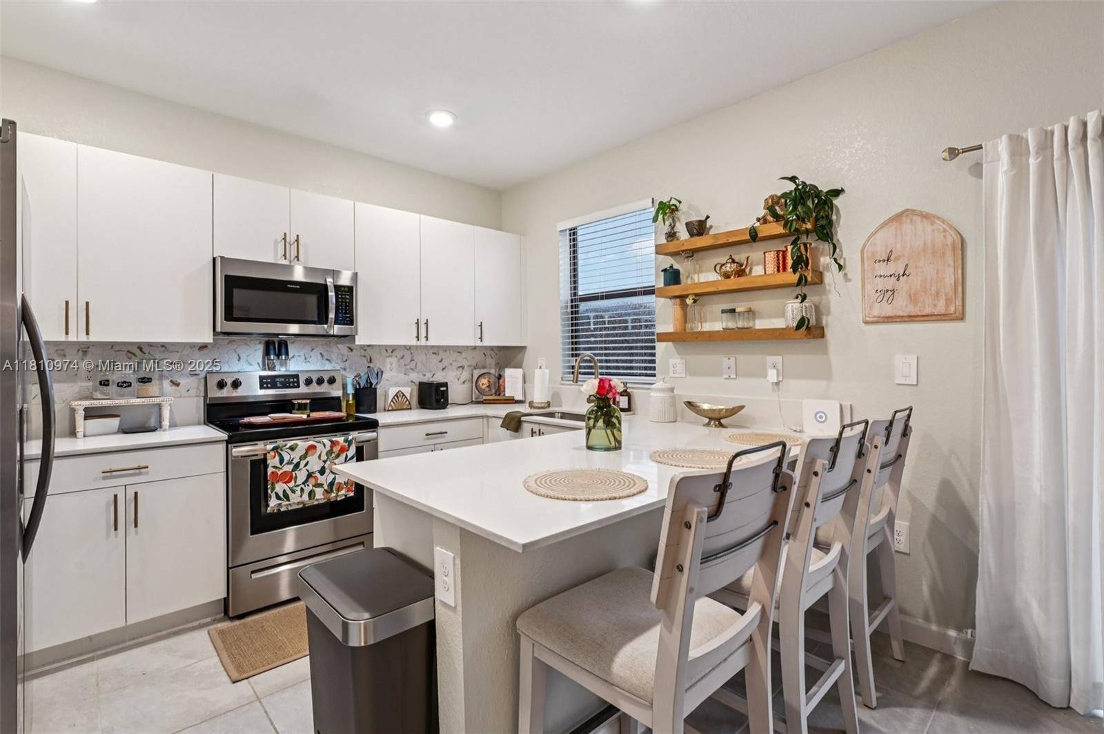 23080 SW 99th CtCutler Bay - picture