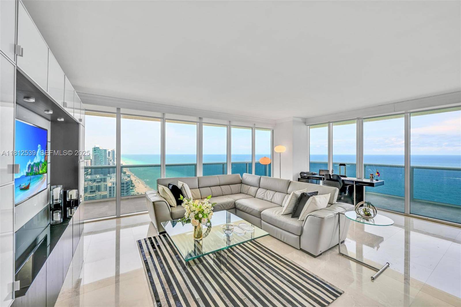 1830 S Ocean DrHallandale Beach - BEACH CLUB TWO CONDO condo unit 3801 - picture