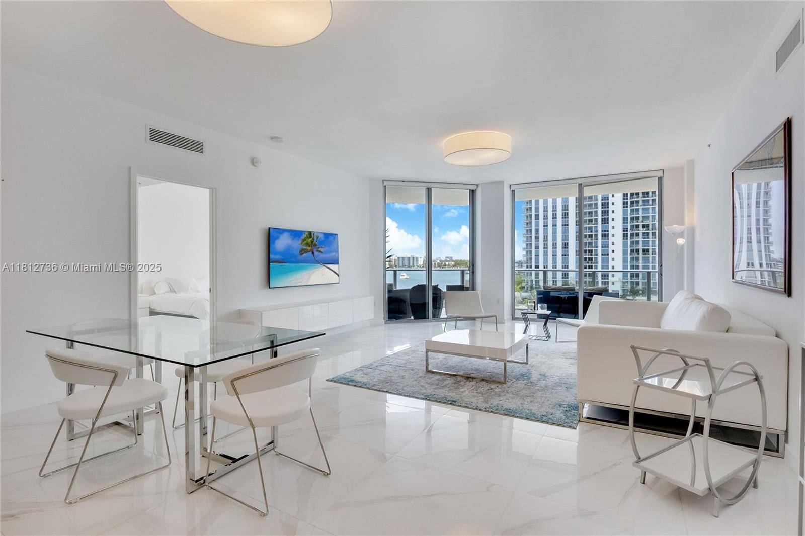 17301 Biscayne BlvdNorth Miami Beach - Condo 5+ Stories,Condo condo unit 605 - picture