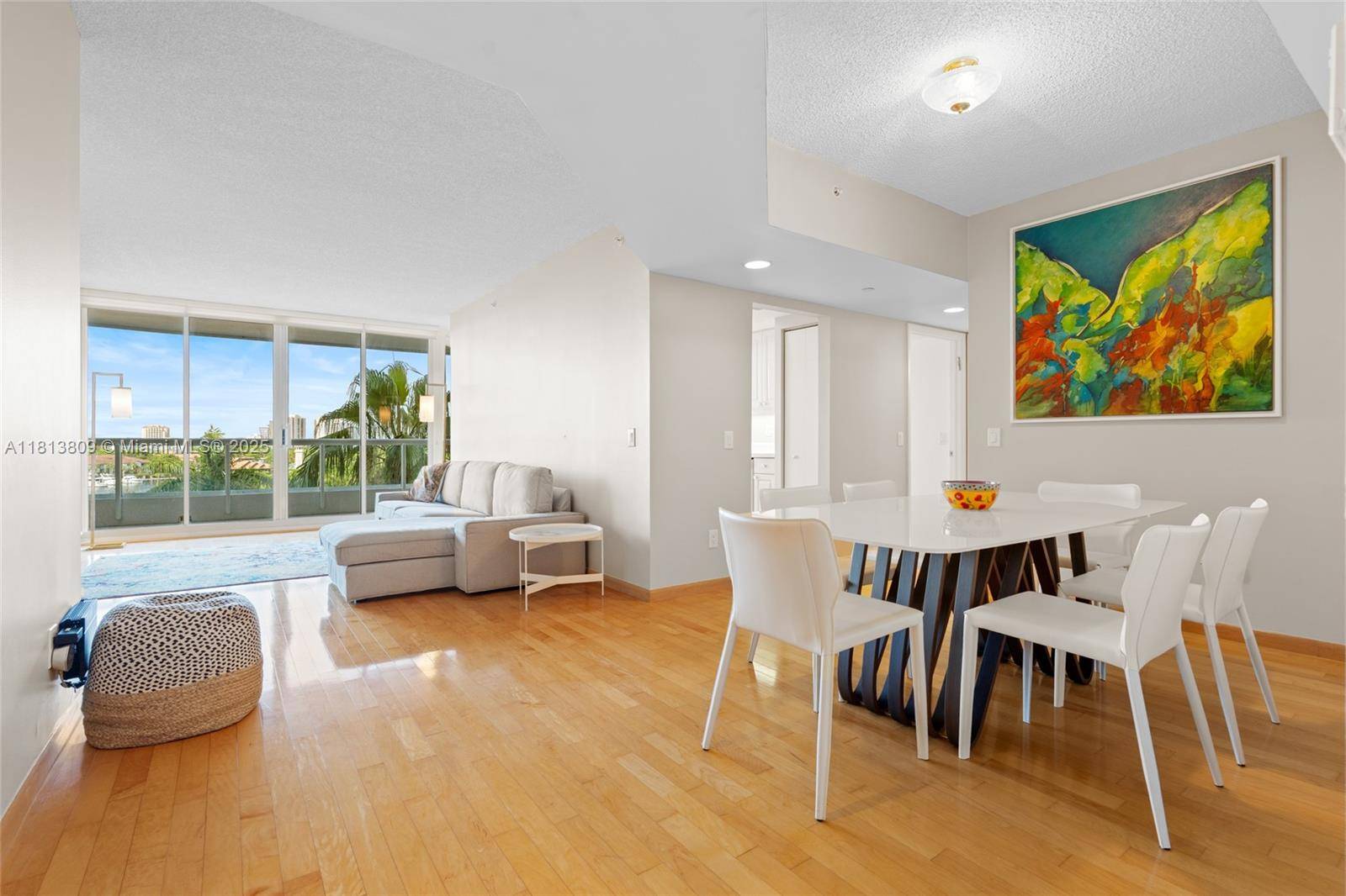 21205 Yacht Club DrAventura - Condo 5+ Stories,Condo condo unit 707 - picture