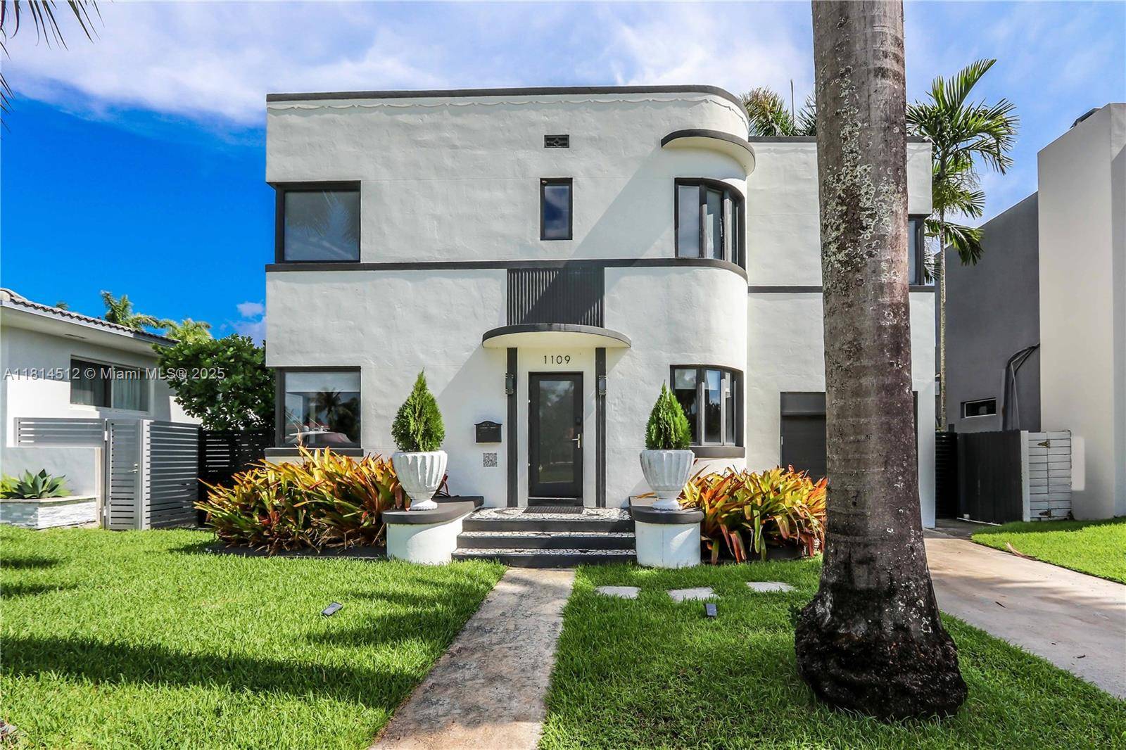 1109 NE 89th StMiami - picture