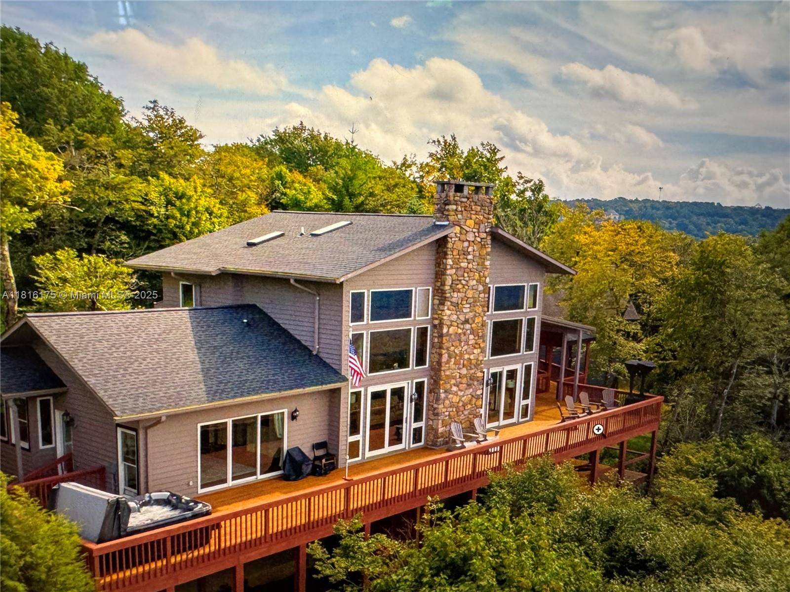200 Summit Lodge Road - picture