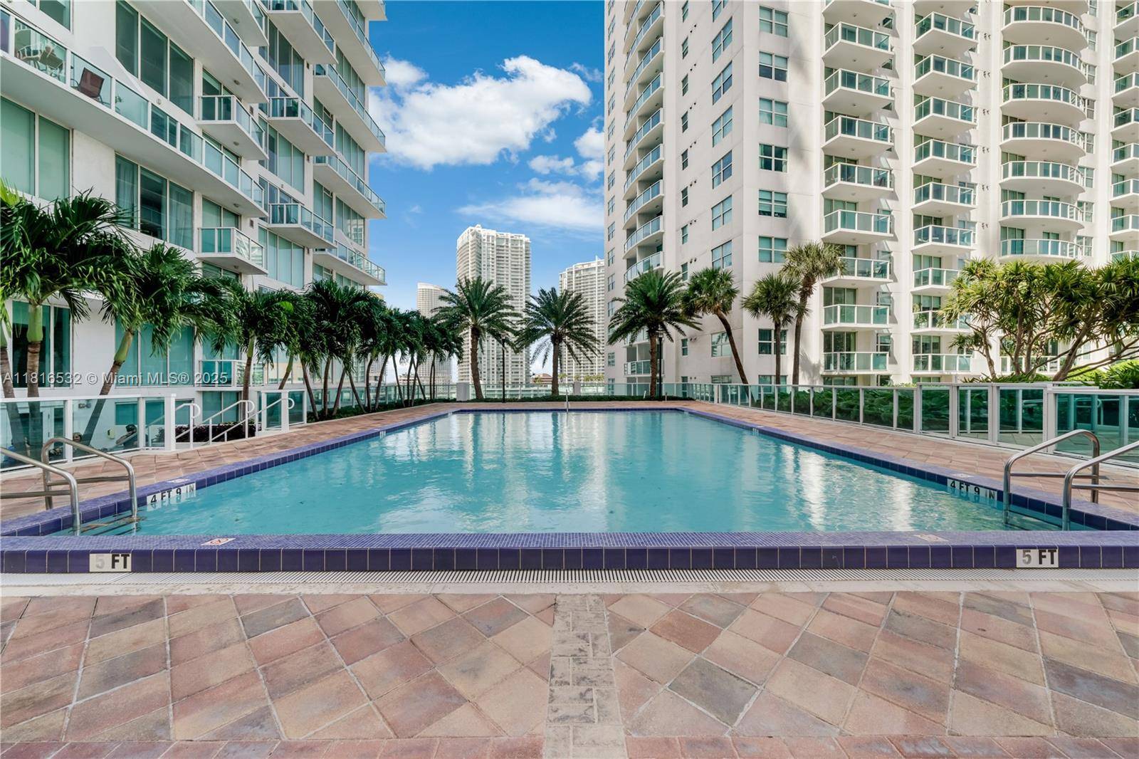 41 SE 5th StMiami - Condo/Co-Op/Seasonal,Condo condo unit 2107 - picture