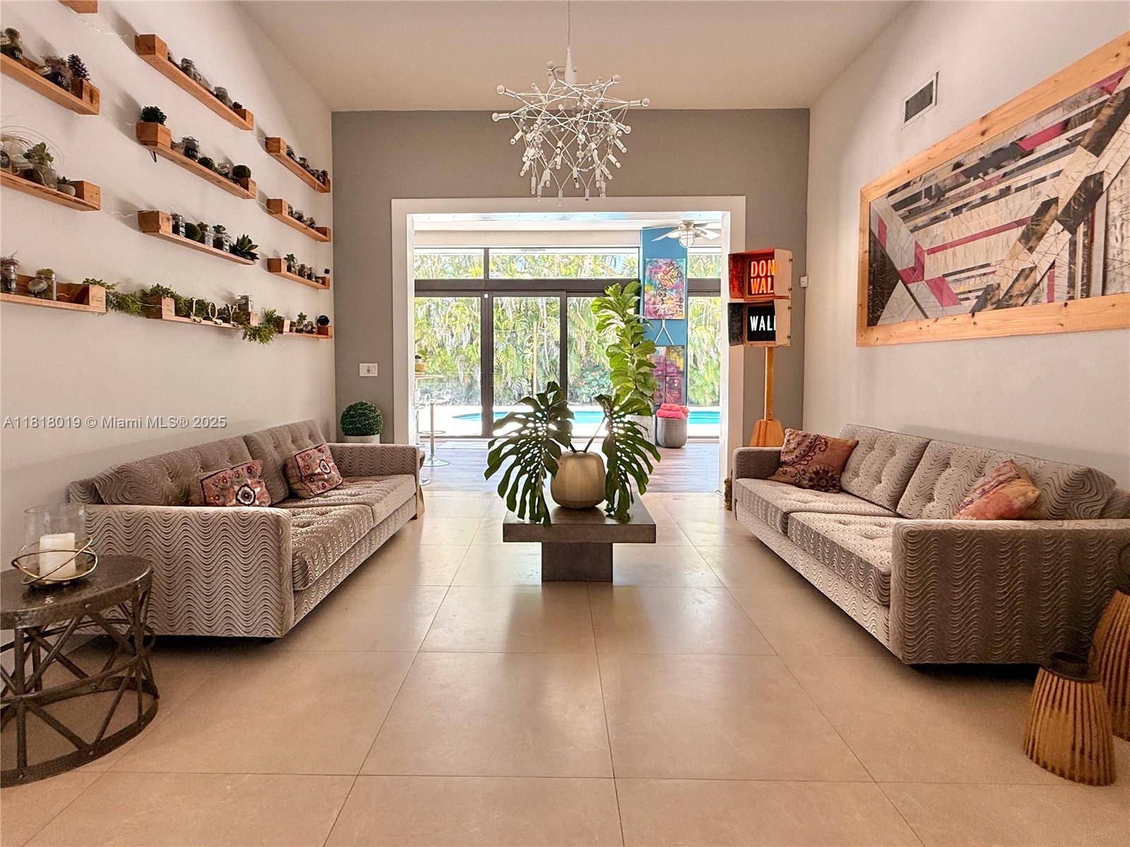 8200 SW 92nd StMiami - picture