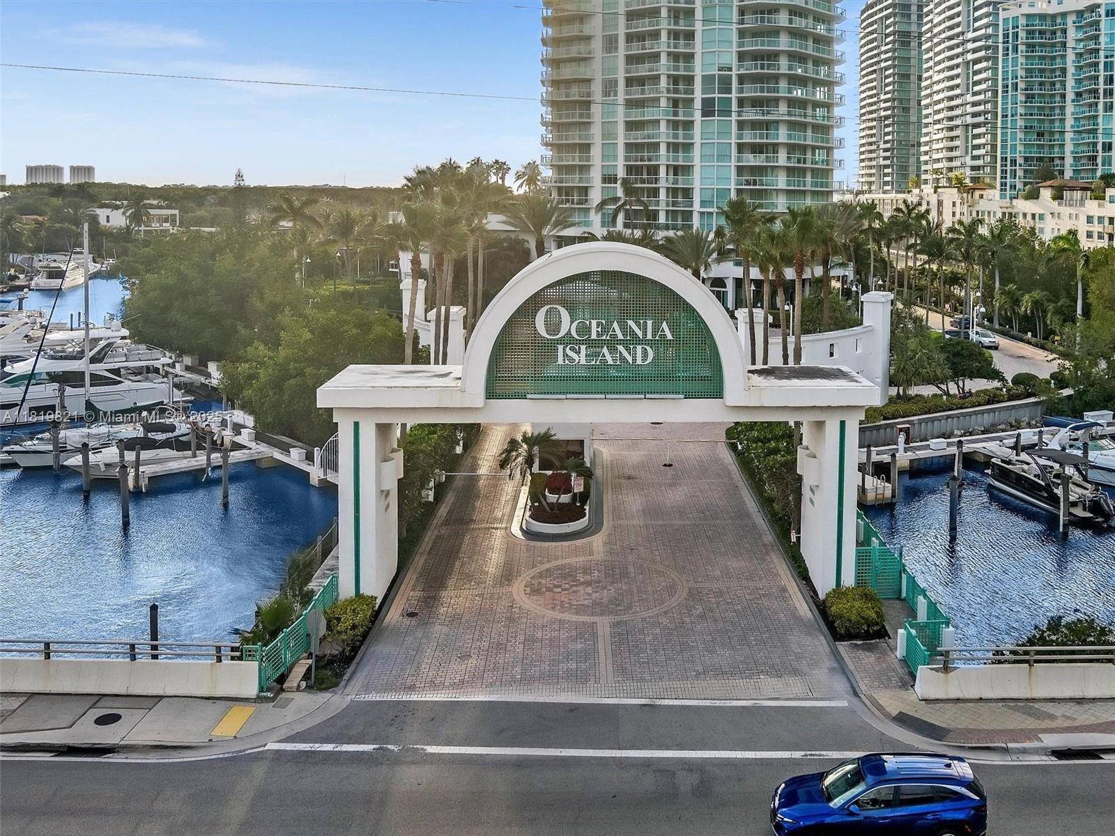 16500 Collins AveSunny Isles Beach - Townhouse condo unit TH-10 - picture