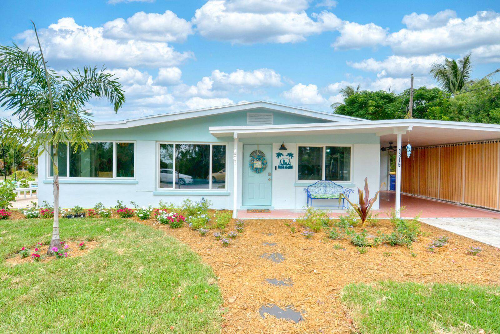 1315 NE FloraJensen Beach - picture