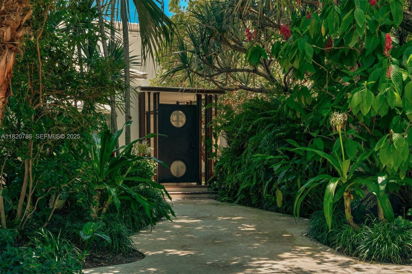 6165 Pine Tree DrMiami Beach - picture