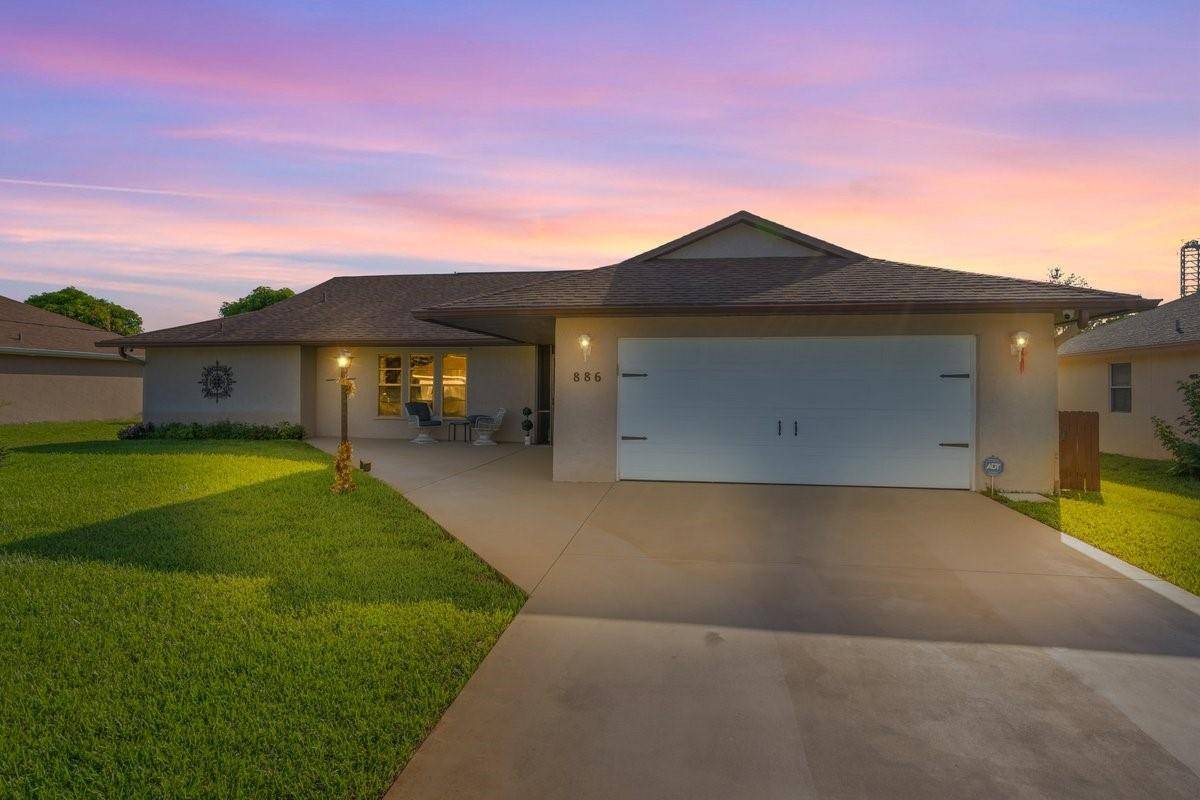 886 S E ODonnellPort St. Lucie - picture