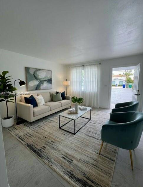 2941 SW 36th AveMiami - Duplex/Tri/Quad-Annual,Multi Family condo unit A - picture