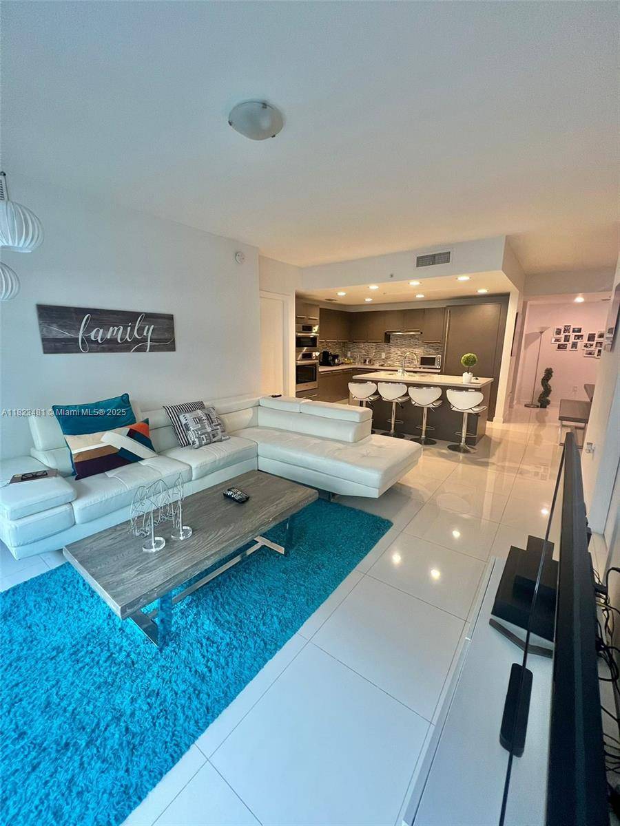 7661 NW 107th AveDoral - GRAND BAY COMMONS SOUTH condo unit 207 - picture