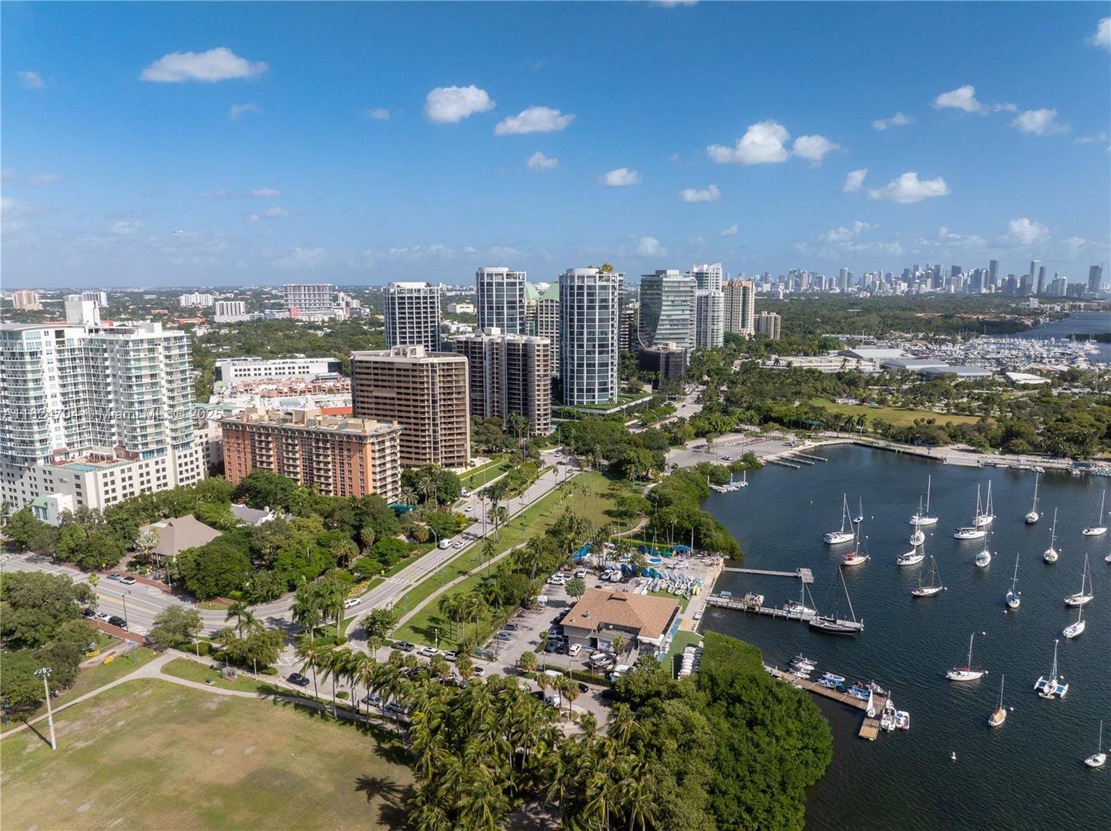 2951 S Bayshore DrMiami - Condo-Hotel,Condo condo unit 717 - picture