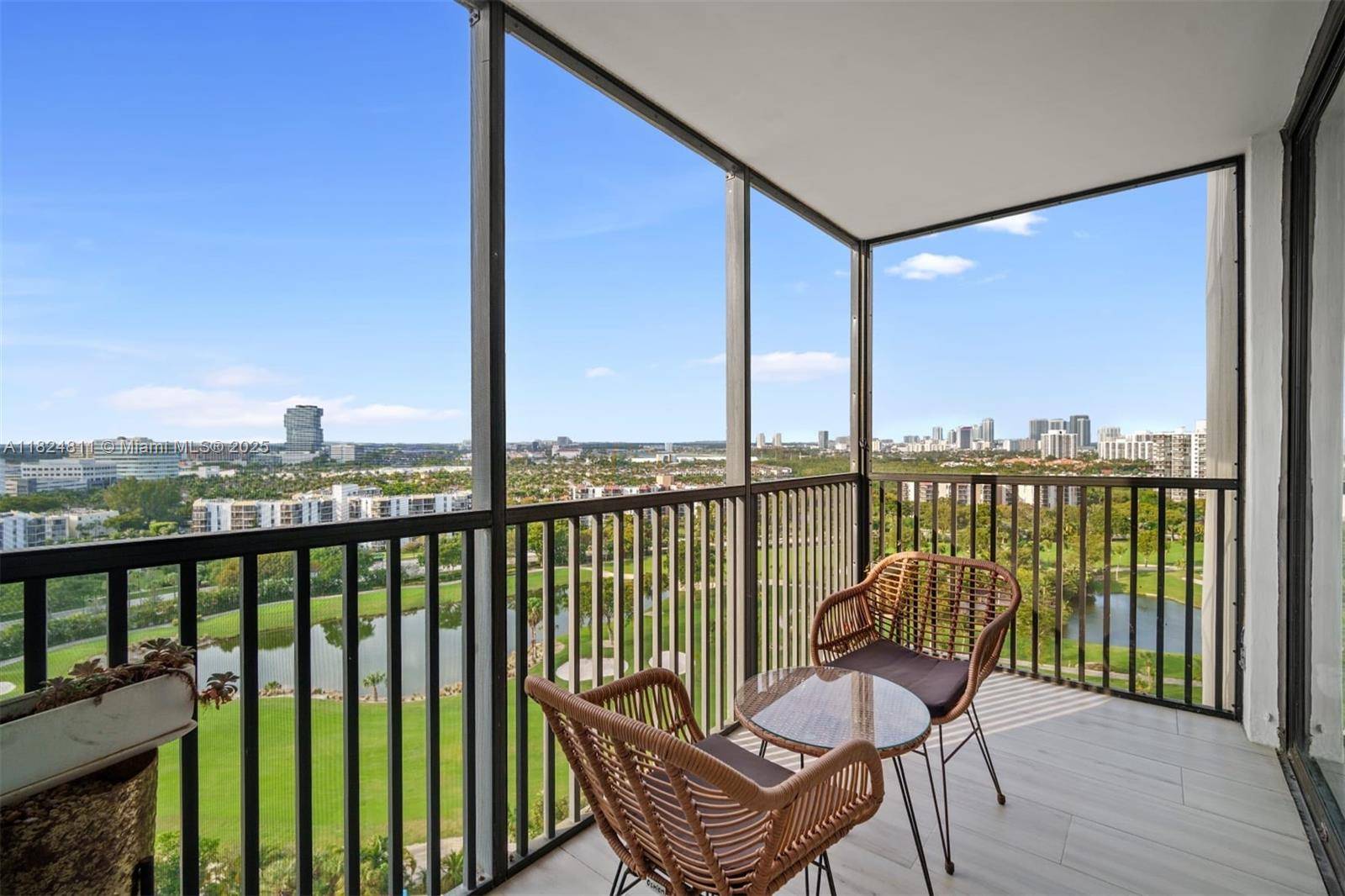 20301 W Country Club DrAventura - Co-Op 5+ Stories,Condo condo unit 1822 - picture