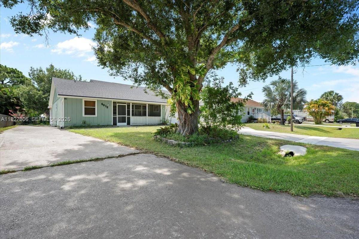 6015 RaintreeFort Pierce - picture
