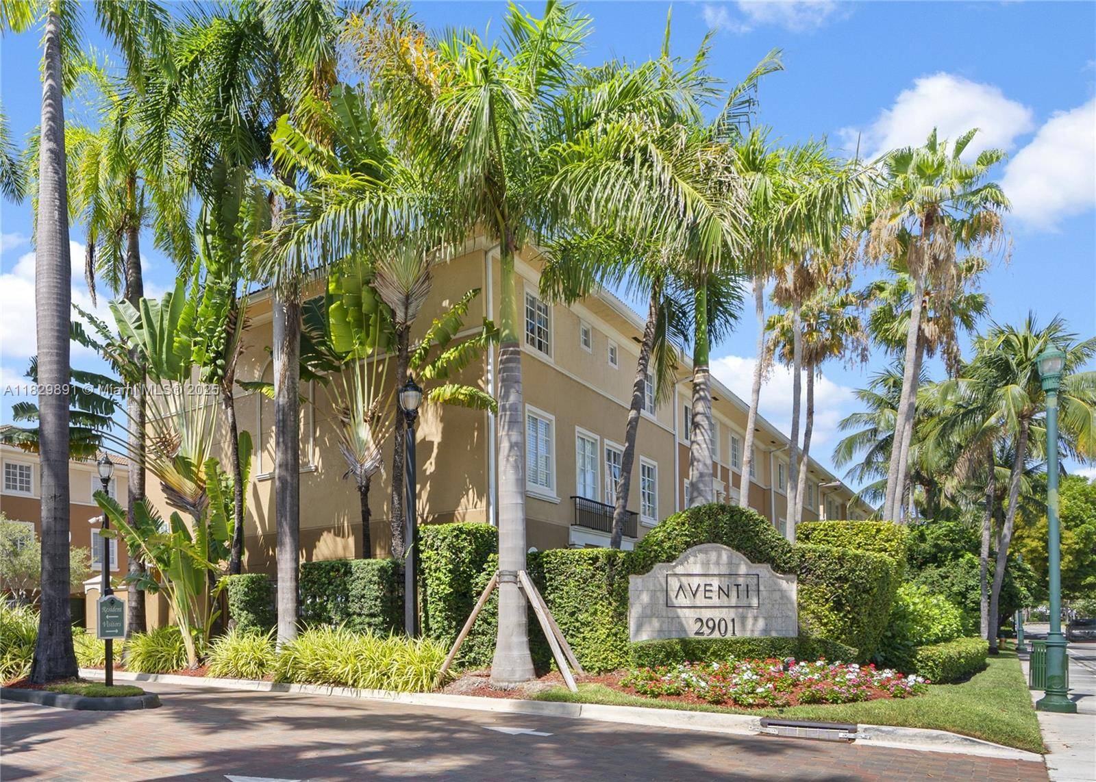 2811 NE 185th StAventura - Townhouse condo unit 804 - picture