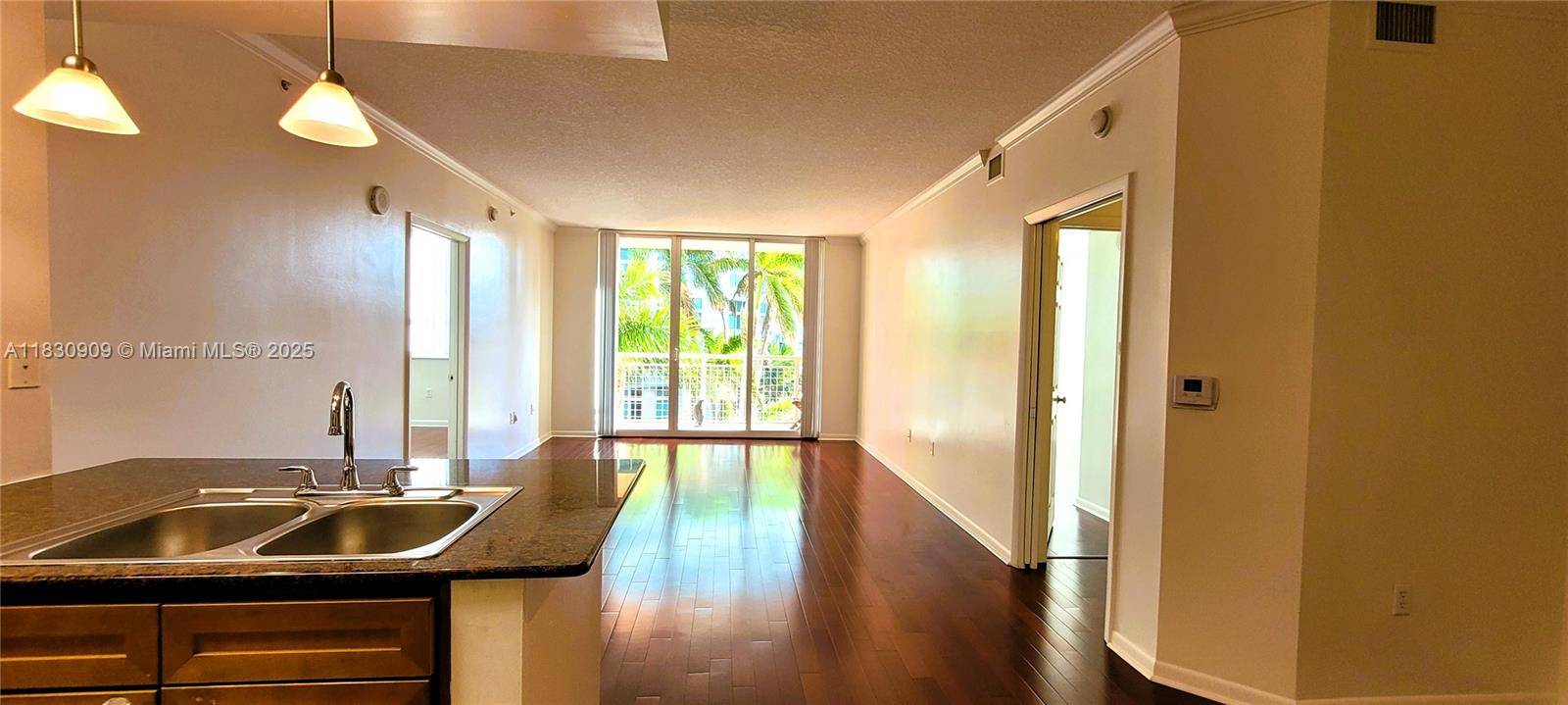 2000 N Bayshore DrMiami - CITE CONDO condo unit 509 - picture