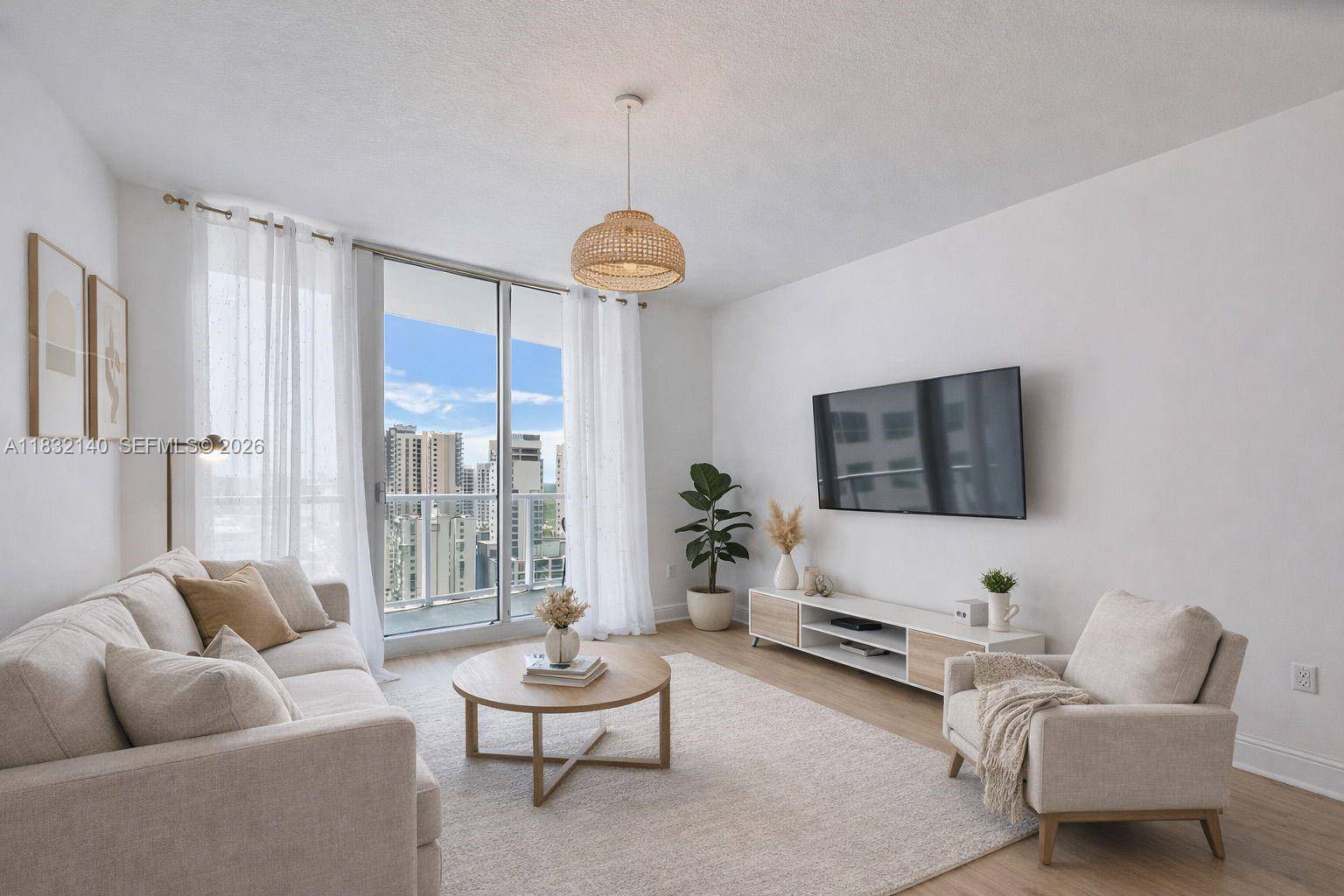 185 SW 7th StMiami - Condo 5+ Stories,Condo condo unit 2204 - picture