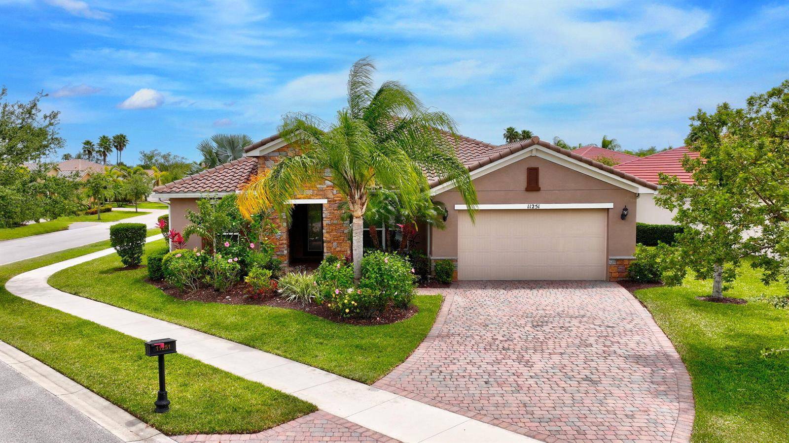 11251 SW Apple BlossomPort St. Lucie - picture