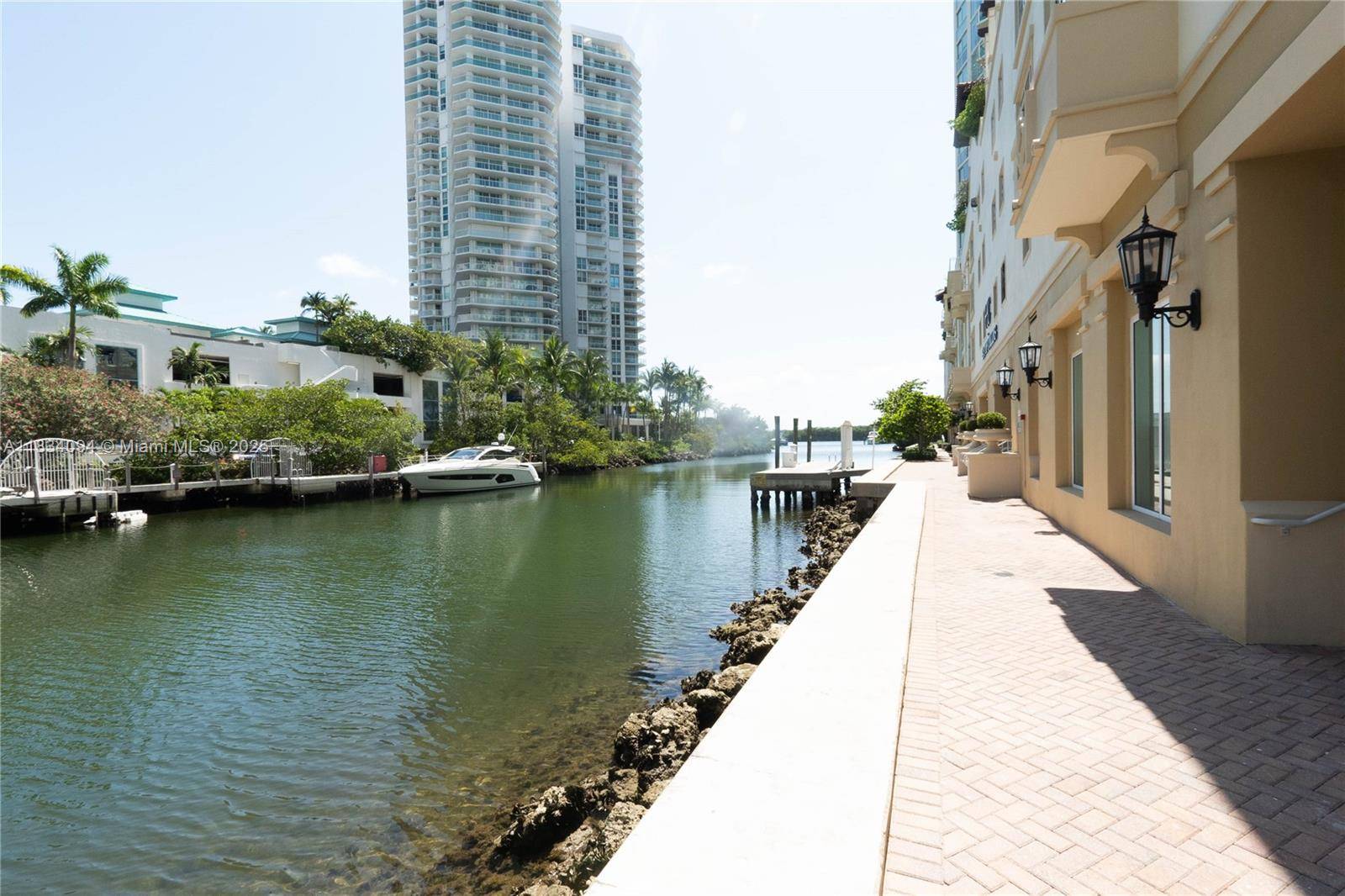 150 Sunny Isles BlvdSunny Isles Beach - Townhouse condo unit 1-TH403 - picture