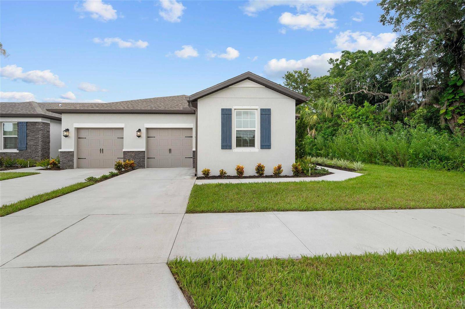 1822 GaietyFort Pierce - picture