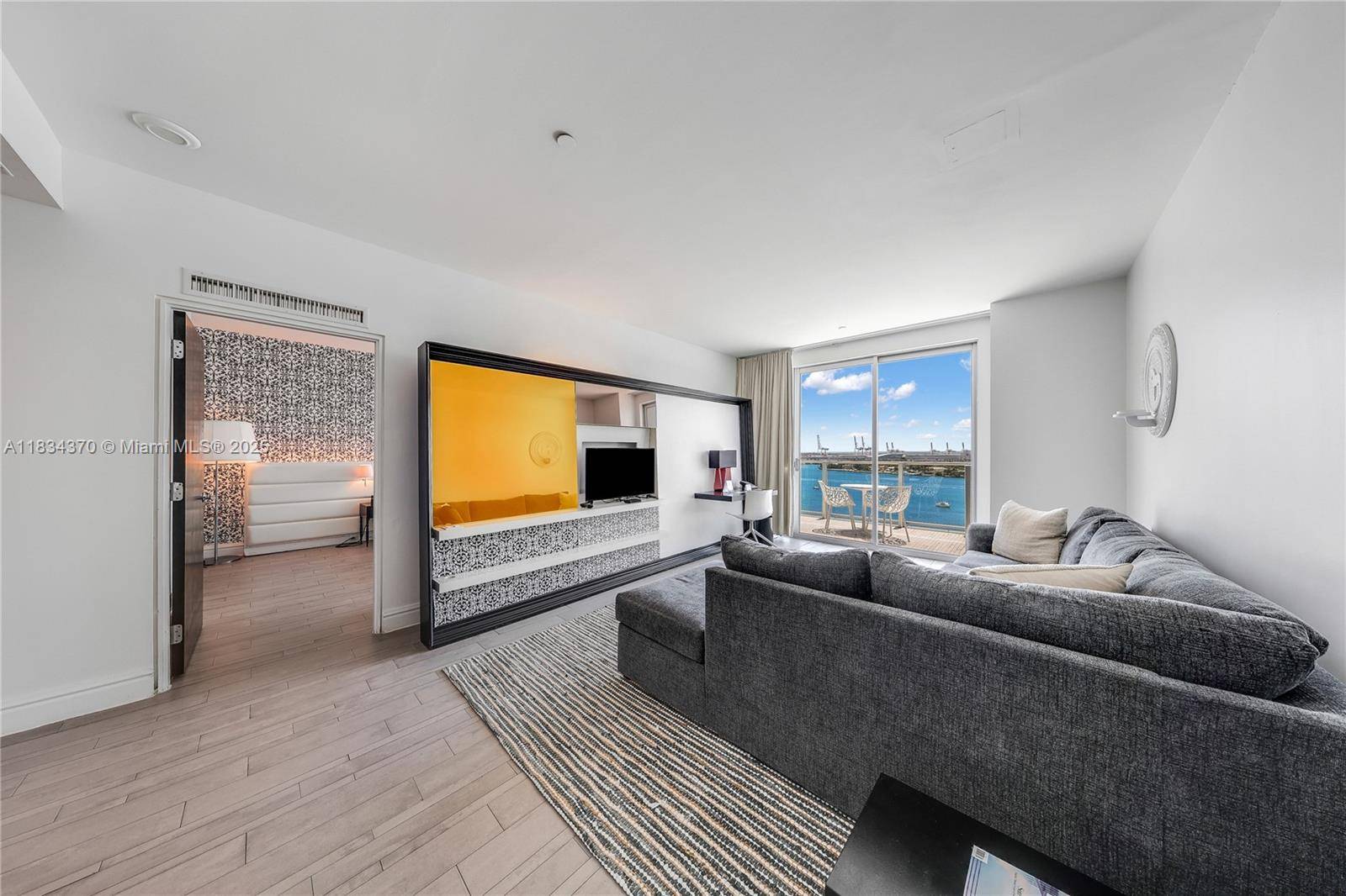 1100 West AveMiami Beach - Condo-Hotel,Condo condo unit 1614 - picture