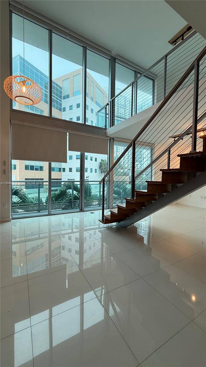 350 S Miami AveMiami - Condo 5+ Stories,Condo condo unit 302 - picture